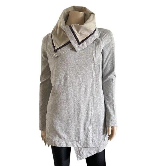 lululemon athletica Jackets & Blazers - Lululemon Savasana Heather Gray Snap Wrap Jacket Sz 6/8​